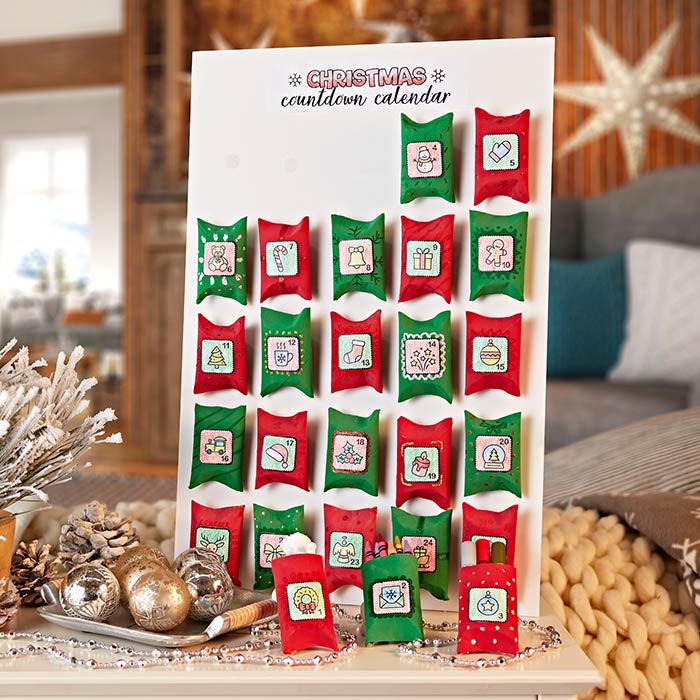 christmas countdown calendar craft. front view.